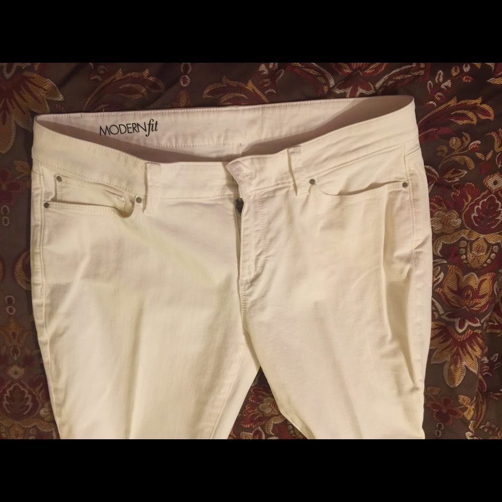Ann Taylor Winter white jeans